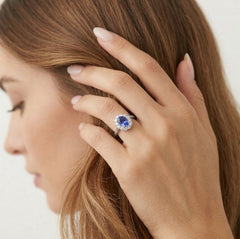 Royal diamond white gold ring with tanzanite