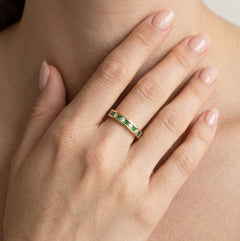 Ring with combination of emerald and diamond
