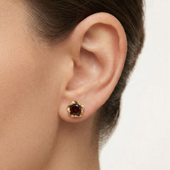 Garnet Runde Ohrstecker mit 5 Krappen