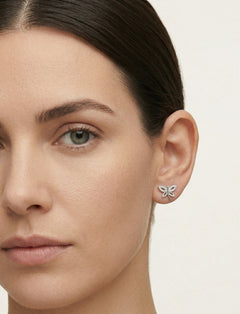 Stříbrné náušnice s vážkou