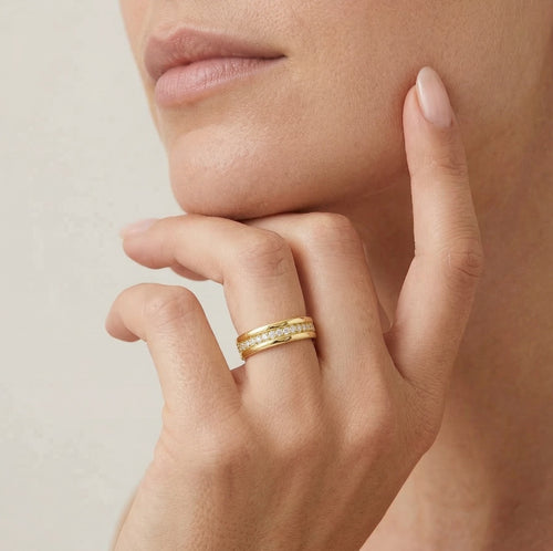 Prsten s nekonečným páskem