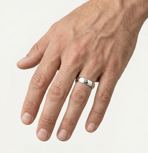 Alliances élégantes et raffinées en or blanc