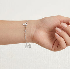 Pulsera de cadena de plata de ley con colgantes