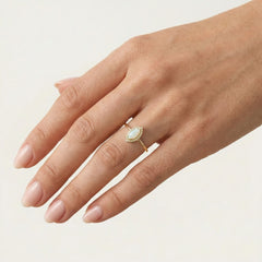 Marquise Weißopal Goldring