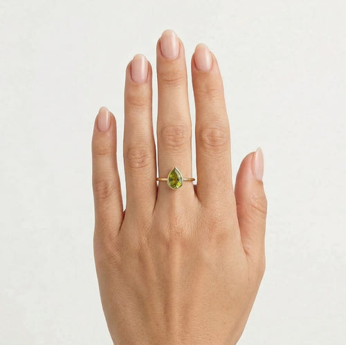 Goldener Elegance Unleashed Statement-Ring