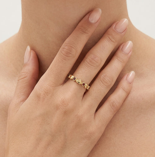 Eleganter 14kt Gelbgold-Damenring mit Herzsymbol