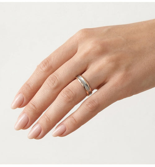 Bague de mariage en or rose avec rhodium