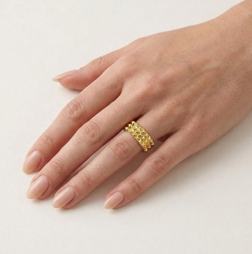 Einzigartiger Gelbgoldring