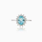 White gold ring with aquamarine and diamonds