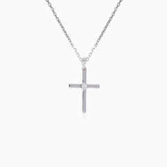 Kreuz mit einem Solitär-Diamanten