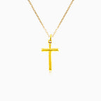 Cruz de oro con diseño