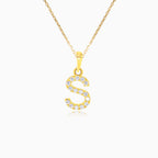 Zlatý přívěsek písmena "S" se zirkony