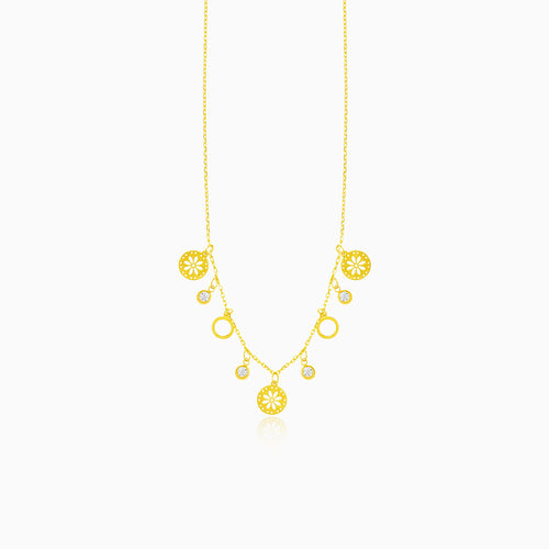 Zlatý náhrdelník se zajímavými prvky