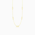 Collier en or simple avec cinq rectangles ronds