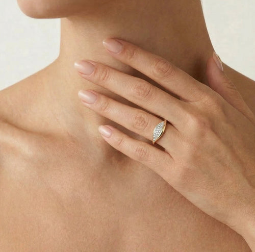 Prsten ze žlutého zlata s listem