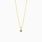 Elegant diamond solitaire