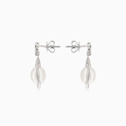 Einzigartige Goldohrringe mit Diamantrahmen und Perle