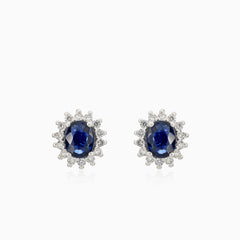 Boucles d’oreilles en or blanc avec saphir bleu et diamants