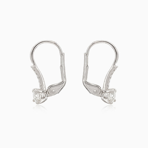 Elegante Weißgold-Diamant-Ohrringe