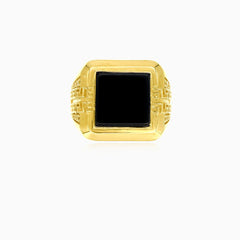 Schwarzer Onyx-Ring mit griechischem Design in eckiger Form