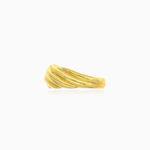 Gelbgoldener Croissant-Ring.