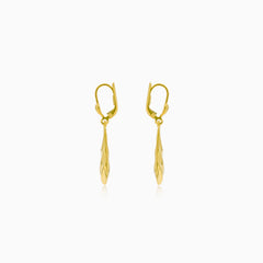 Zlaté visací náušnice ve tvaru kapky