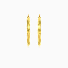 Boucles d'oreilles créoles en or jaune avec finition haute brillance