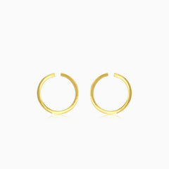 Yellow gold round stud earrings