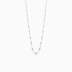 Náhrdelník s kuličkami z bílého zlata