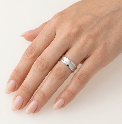 Alianza de boda gruesa de oro blanco brillante