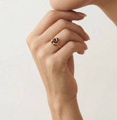 Round garnet tension ring