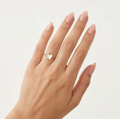 Schmetterlingsring aus Gelbgold