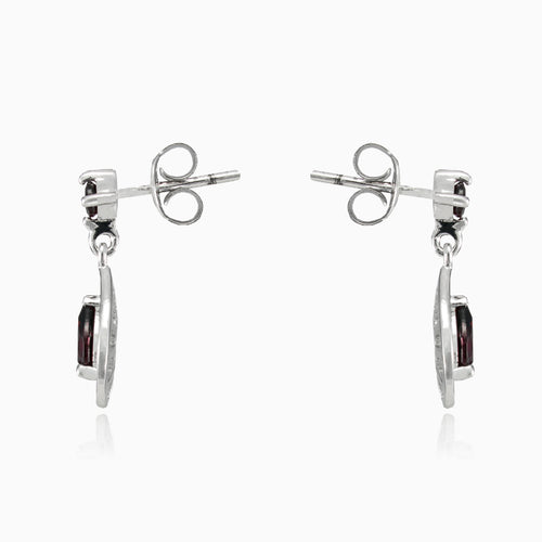 Boucles d’oreilles pendantes en grenat taille poire