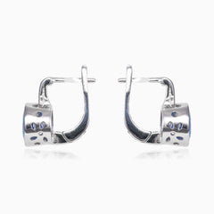 Runde Ohrringe mit blauem Opal