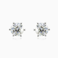 Six prong diamond studs