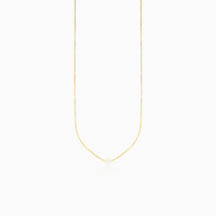 Zlatý náhrdelník s jednou perlou