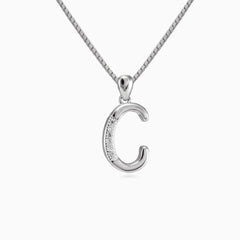 Merveilleux pendentif lettre C en argent sterling, orné de zircone cubique.
