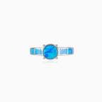 Bague tendance en opale bleue