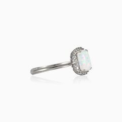 rectangle-white-opal-ring — Bague opale blanche rectangulaire