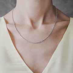 Thin rope chain