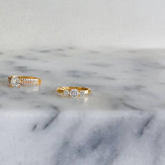 Důrazně silný zlatý prsten