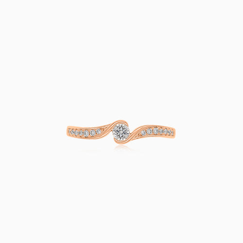 Zásnubní prsten z růžového zlata s diamantem