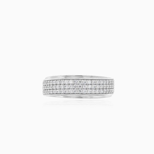 Bague épaisse en or blanc avec zircone cubique