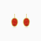 Elegantní náušnice z korálu a žlutého zlata