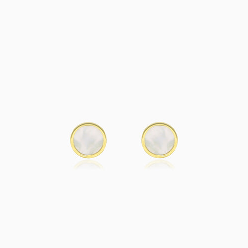 Boucles d’oreilles puces en or jaune avec perle