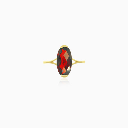 Garnet Oval-Schliff Goldring mit Barrenfassung