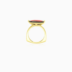 Solitaire garnet stone ring in yellow gold