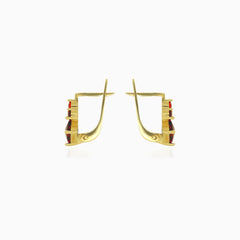 Náušnice s čtvercovým princess brusem a kulatým granátem ve zlatě