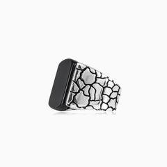Radiant onyx solitaire men ring