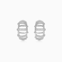 Stříbrné kapkovité náušnice s řadovým vzorem